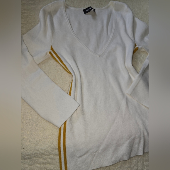 Express White and Yellow V-Neck Bodysuit - Picture 4 of 6